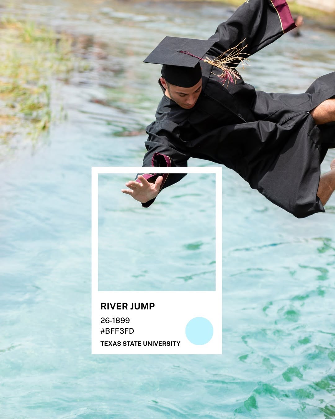 Tân cử nhân mặc lễ phục nhảy xuống sông San Marcos sau lễ tốt nghiệp — chip màu River Jump #BFF3FD
