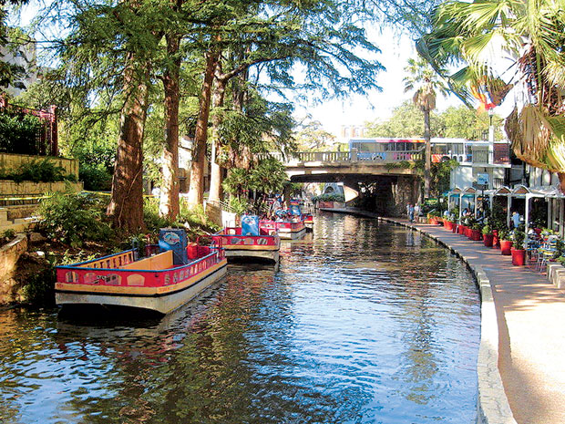River Walk tại San Antonio
