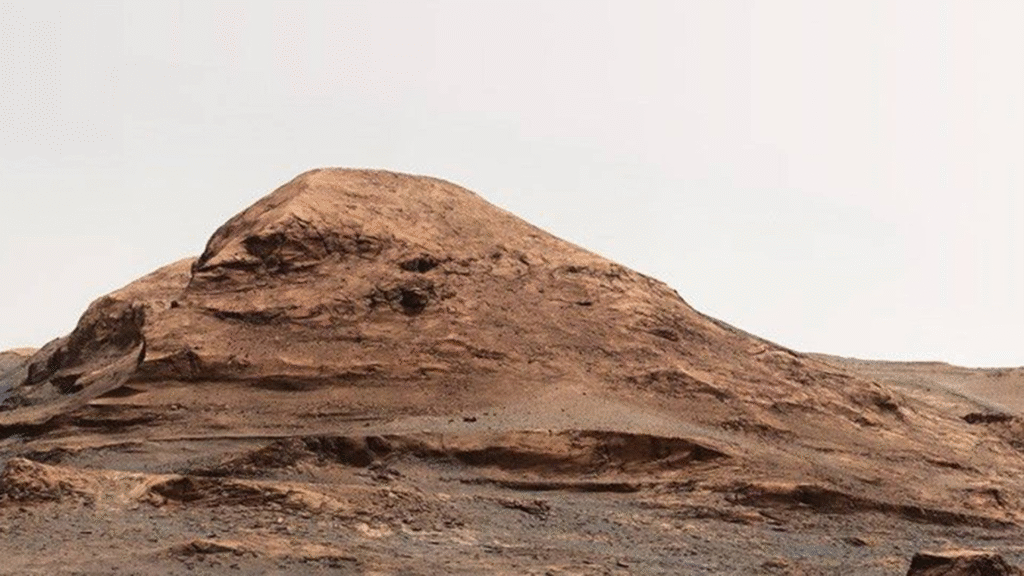 'Rafael Navarro Mountain' on Mars