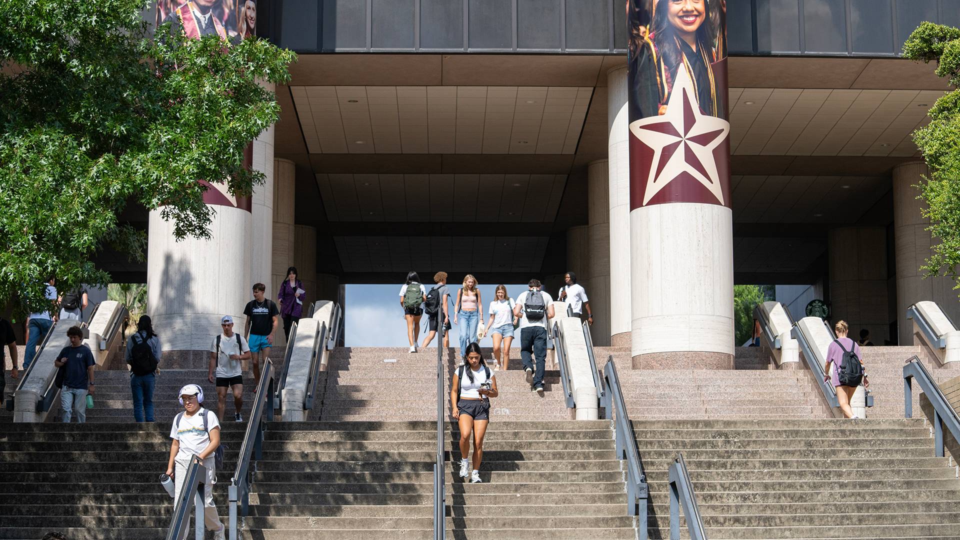 TXST lập kỷ lục tuyển sinh Spring 2026